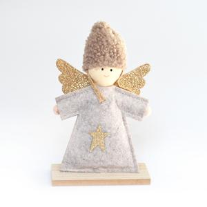 Anděl filcový s čepičkou
